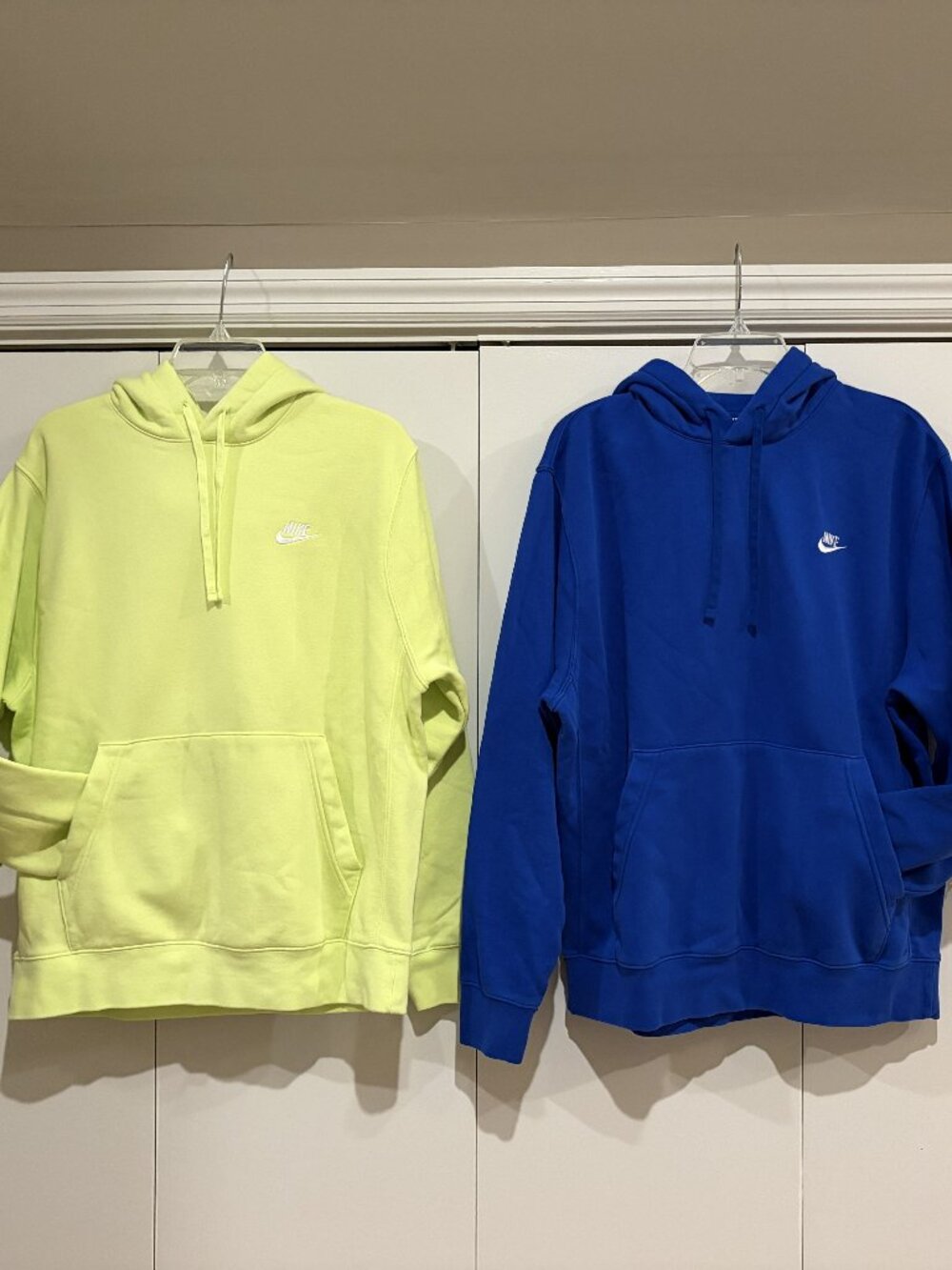 Set of 2 Men's Size Large Nike Hoodies